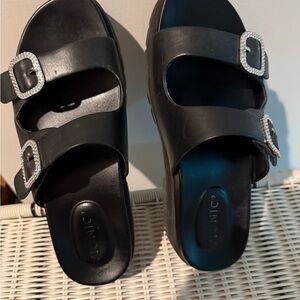 Vionic Black Sandals with Sparkling Buckles